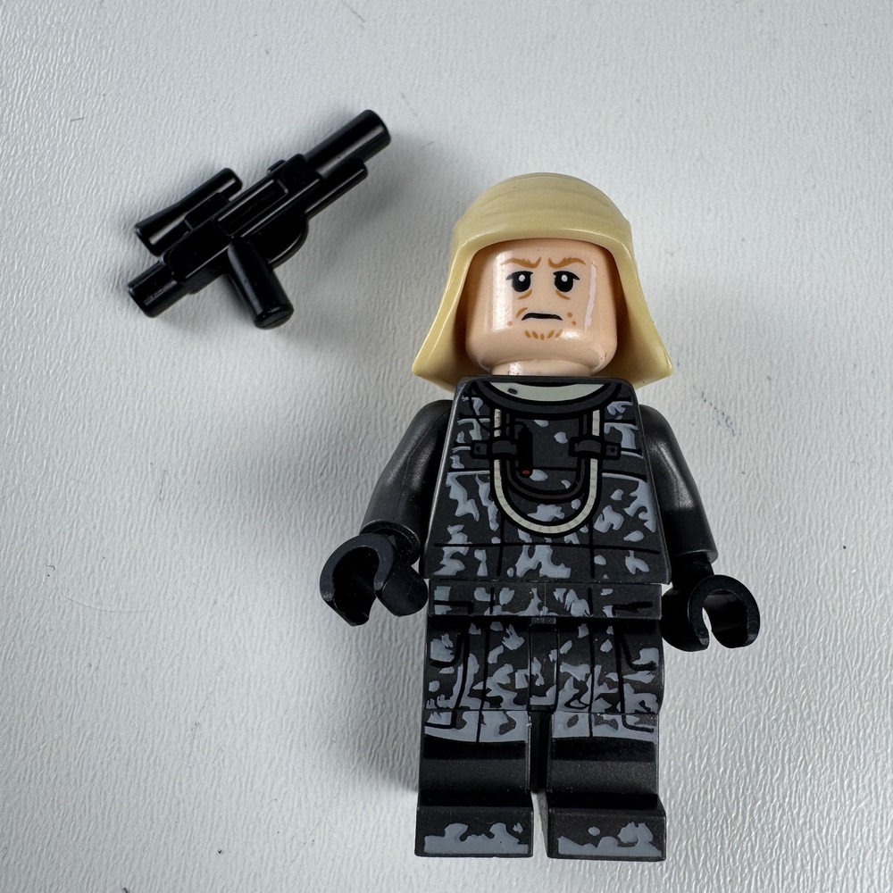 Retired LEGO Star Wars Imperial Officer Rebolt SW0918 Minifigure Helmet Blaster